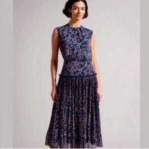 In Stores Ted Baker Elegant Corral Floral Fitted Tiered Dress Sz 8/10 Ted Sz 3